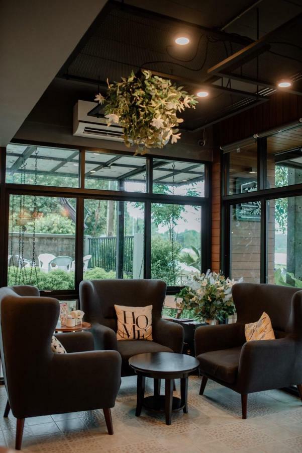 Canvas Family Home Трат Экстерьер фото