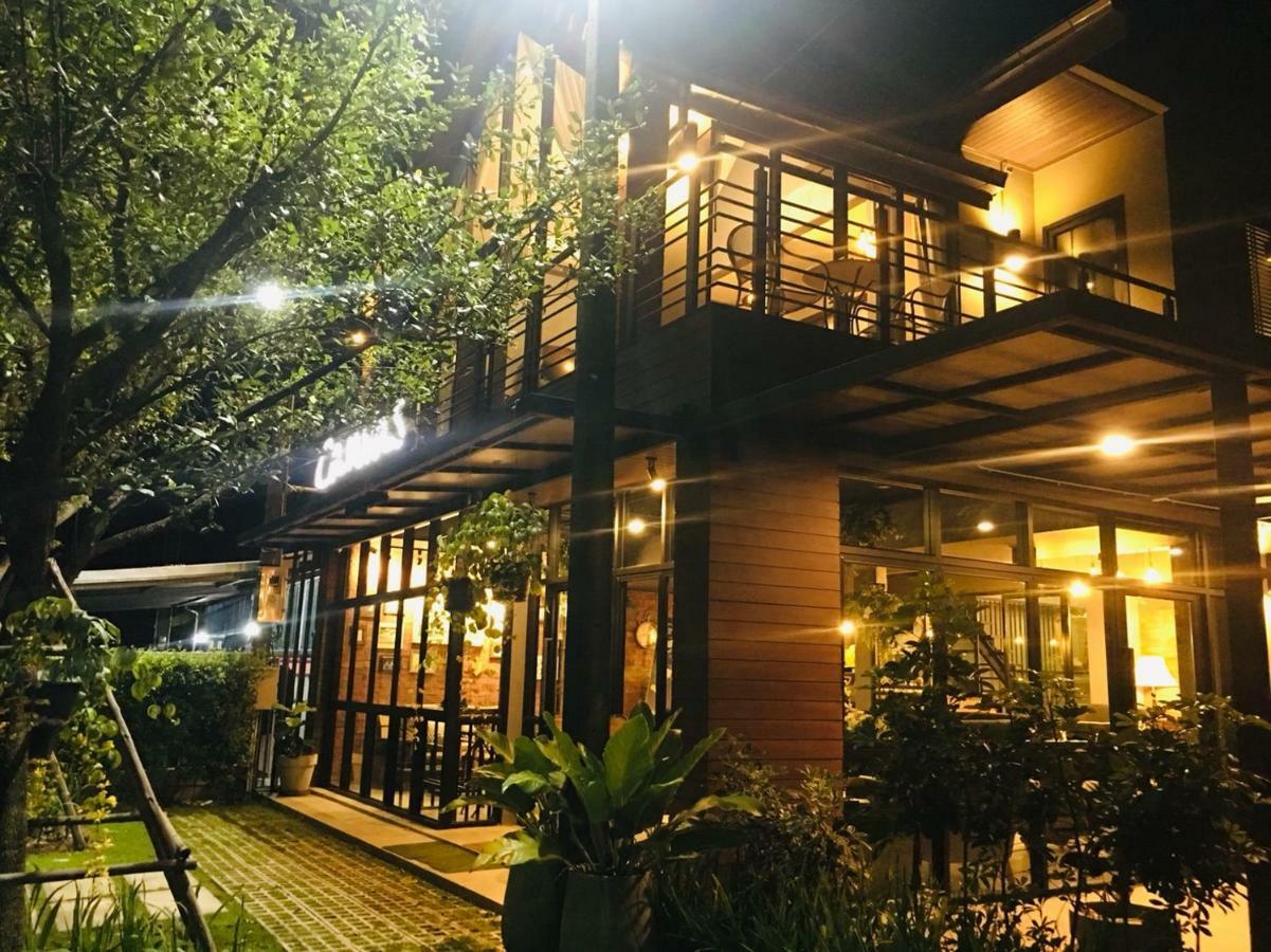 Canvas Family Home Трат Экстерьер фото